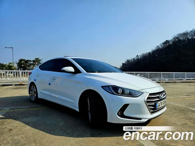 Hyundai AVANTE 2018 — фото 3