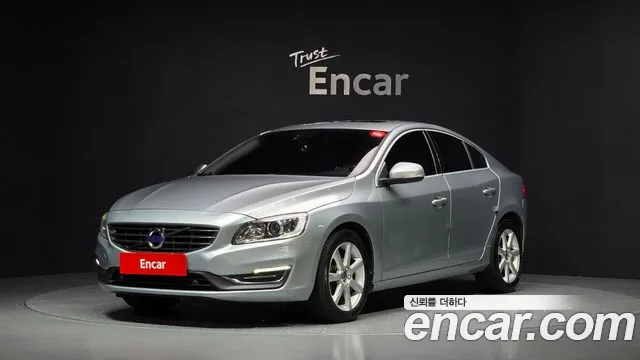 Volvo S60 2016 — фото 1