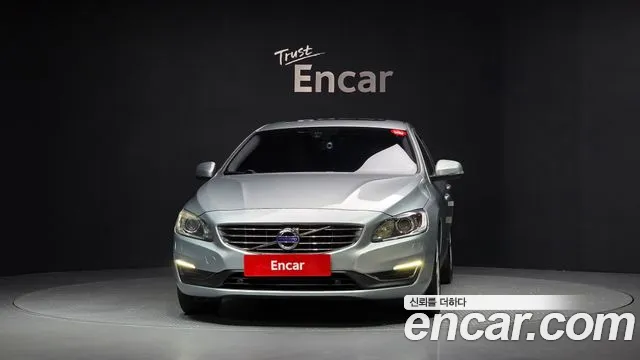 Volvo S60 2016 — фото 3