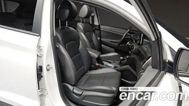 Hyundai Tucson 2019 — фото 12