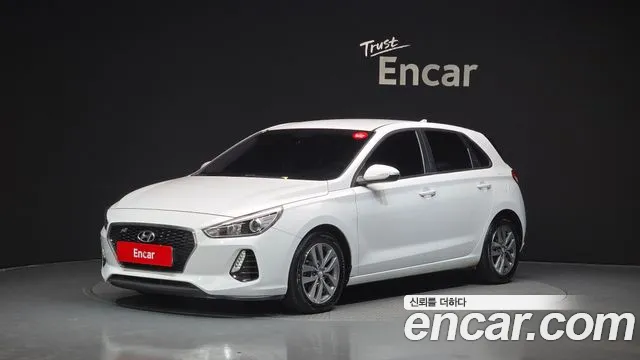 Hyundai i30 2017 — фото 1