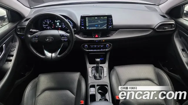 Hyundai i30 2017 — фото 7