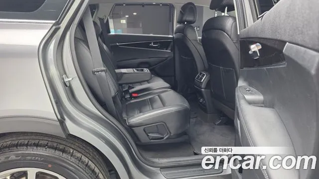 Kia Sorento 2015 — фото 12