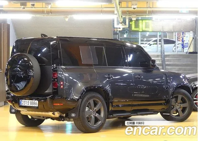 Land Rover Defender 2025 — фото 2