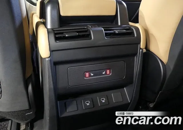 Land Rover Defender 2025 — фото 18