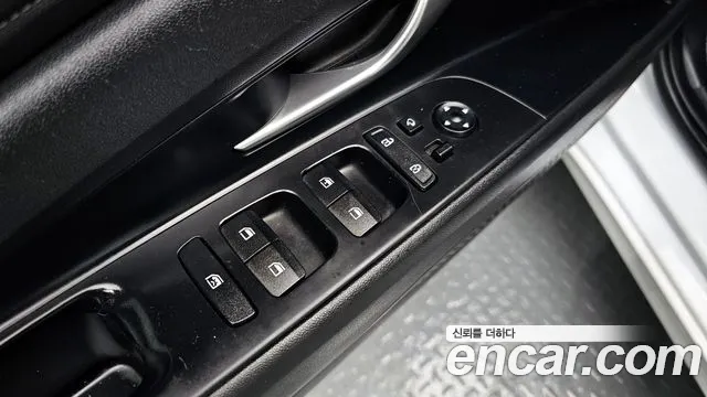Hyundai AVANTE 2022 — фото 14