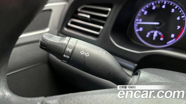 Hyundai AVANTE 2019 — фото 18