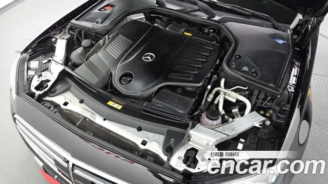Mercedes-Benz E-Class 2021 — фото 6