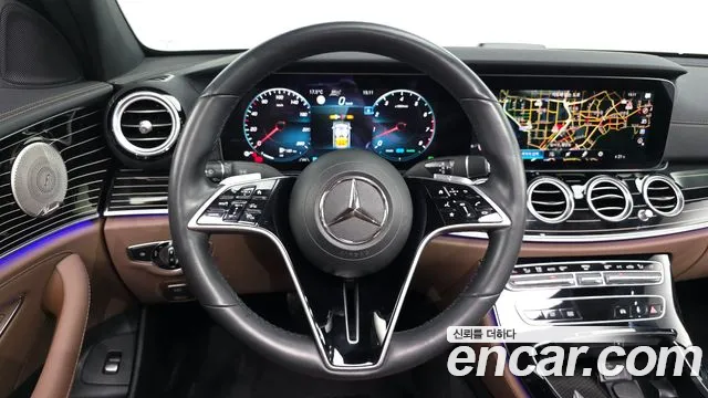 Mercedes-Benz E-Class 2021 — фото 13