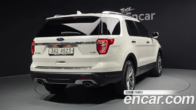 Ford Explorer 2018 — фото 2