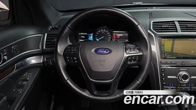 Ford Explorer 2018 — фото 13