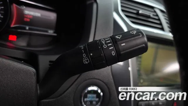 Ford Explorer 2018 — фото 18