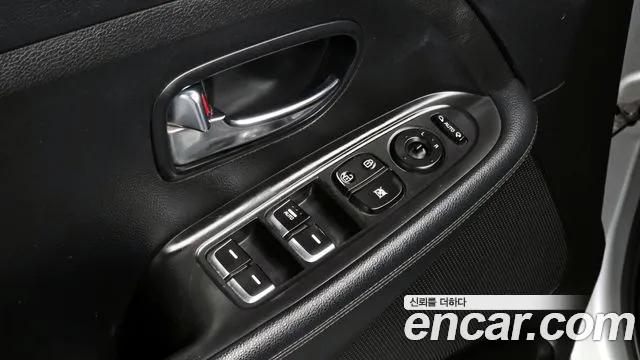 Kia Carens 2014 — фото 19