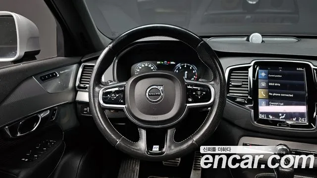 Volvo XC90 2016 — фото 13