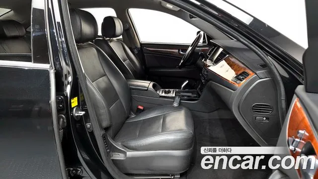 Hyundai Equus 2014 — фото 10