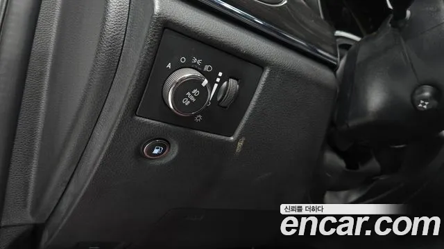 Jeep Cherokee 2018 — фото 14