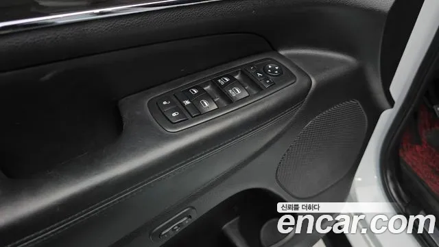 Jeep Cherokee 2018 — фото 17