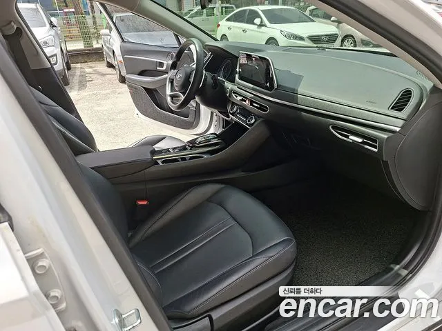Hyundai Sonata 2020 — фото 10
