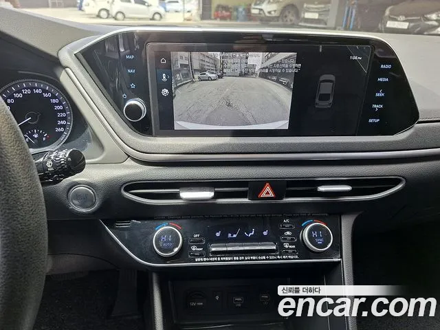 Hyundai Sonata 2020 — фото 12