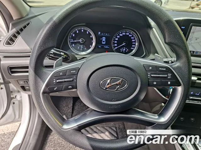 Hyundai Sonata 2020 — фото 15