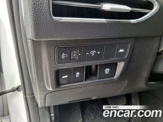 Hyundai Sonata 2020 — фото 16