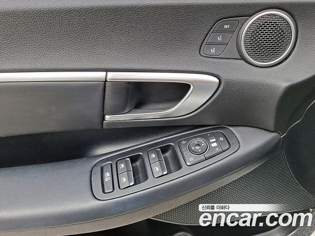 Hyundai Sonata 2020 — фото 17