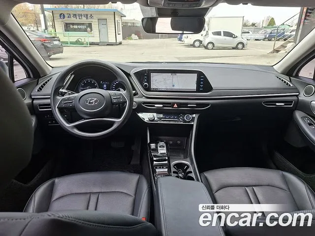 Hyundai Sonata 2020 — фото 19