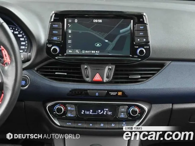 Hyundai i30 2017 — фото 14