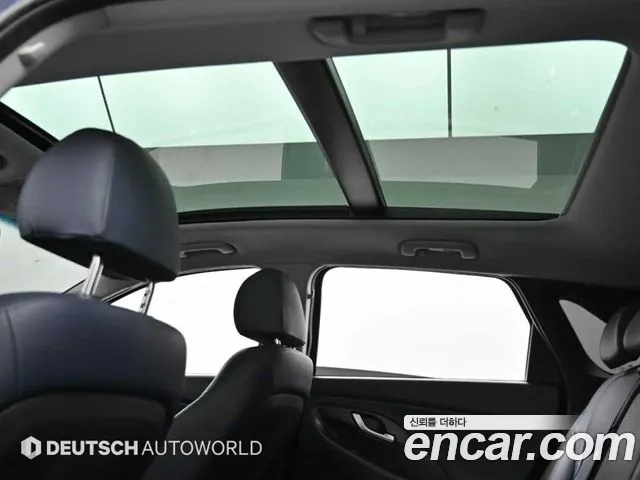 Hyundai i30 2017 — фото 18