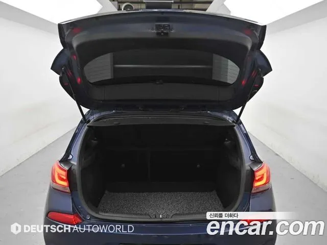 Hyundai i30 2017 — фото 19
