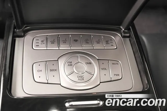 Hyundai Genesis 2012 — фото 14