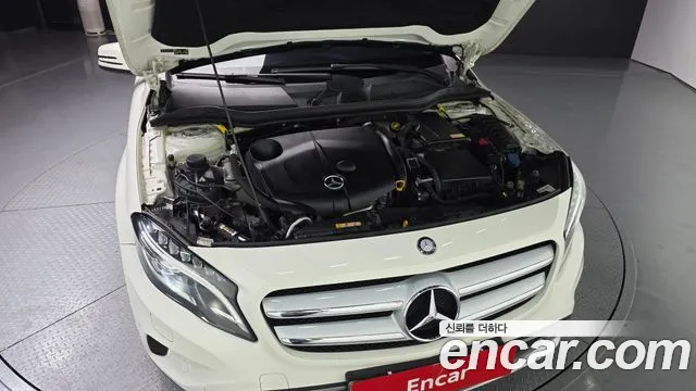 Mercedes-Benz GLA-Class 2015 — фото 6