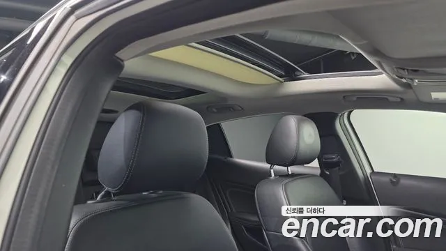 Mercedes-Benz GLA-Class 2015 — фото 17