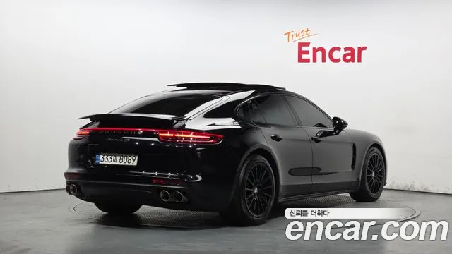 Porsche Panamera 2018 — фото 2
