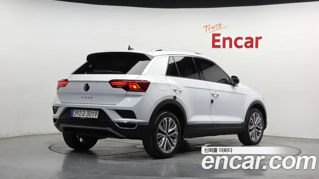 Volkswagen T-Roc 2021 — фото 2