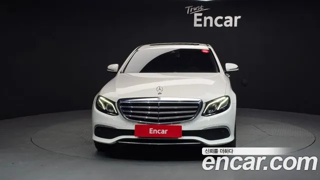 Mercedes-Benz E-Class 2019 — фото 3
