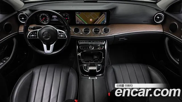 Mercedes-Benz E-Class 2019 — фото 7