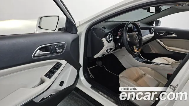 Mercedes-Benz GLA-Class 2019 — фото 13
