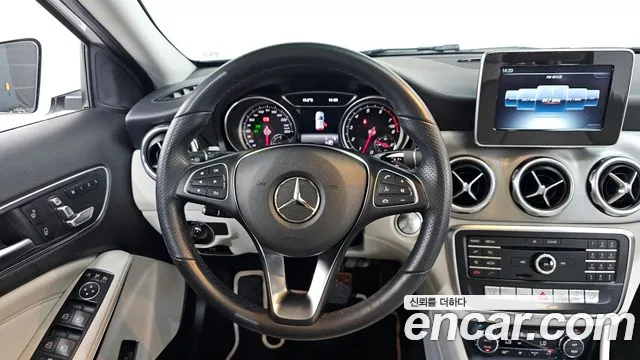 Mercedes-Benz GLA-Class 2019 — фото 18