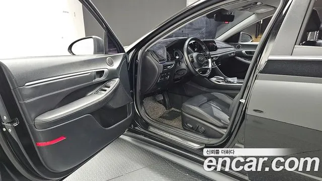 Hyundai Sonata 2022 — фото 13