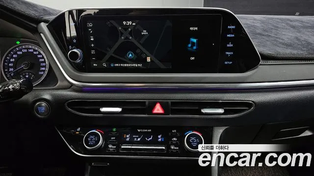 Hyundai Sonata 2022 — фото 20