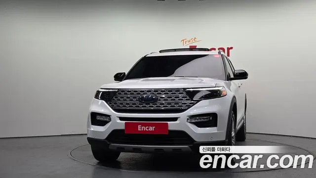 Ford Explorer 2023 — фото 3
