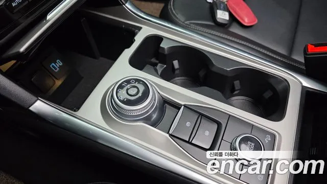 Ford Explorer 2023 — фото 12