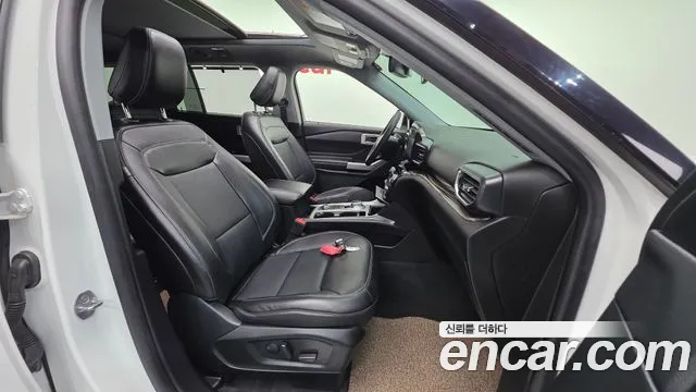 Ford Explorer 2023 — фото 13