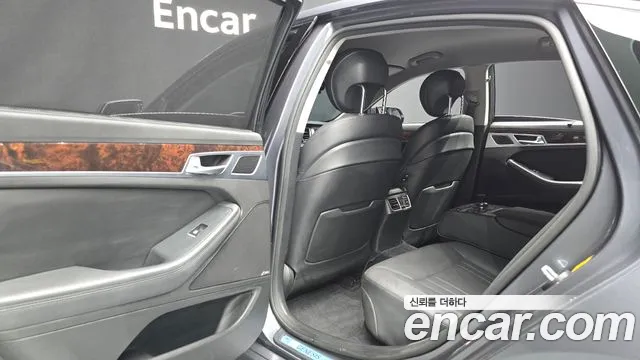 Hyundai Genesis 2016 — фото 16