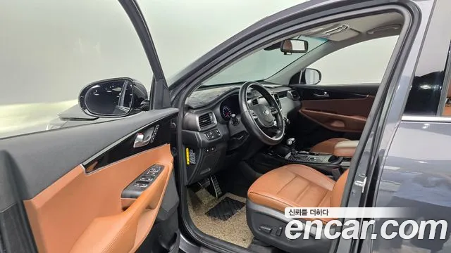 Kia Sorento 2019 — фото 13