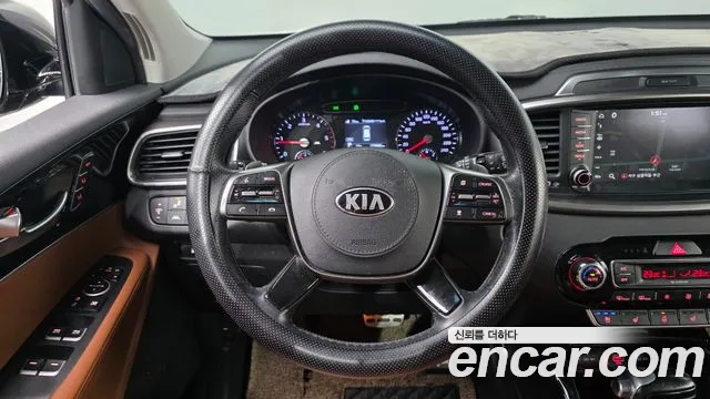 Kia Sorento 2019 — фото 19
