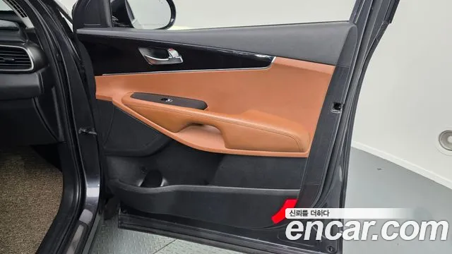 Kia Sorento 2019 — фото 14