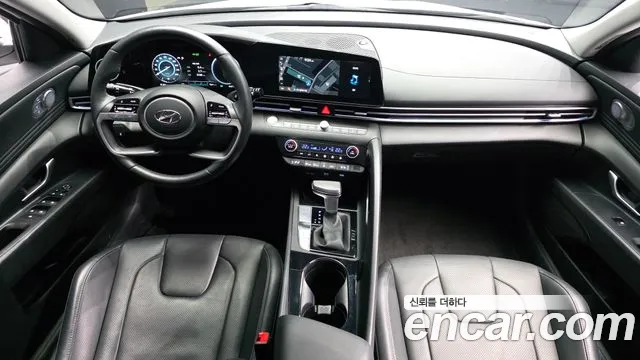 Hyundai AVANTE 2023 — фото 10