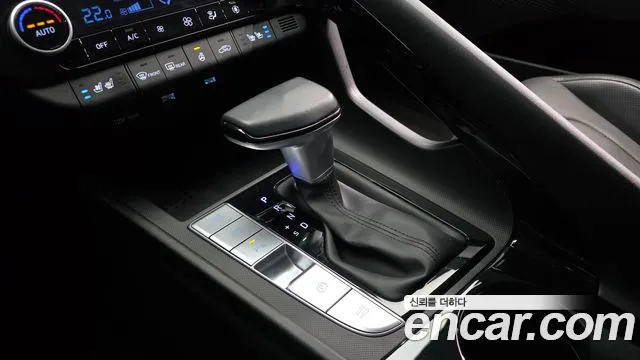 Hyundai AVANTE 2023 — фото 12
